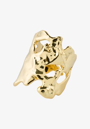 Zlati abstraktni prstan z usklajenimi, organskimi oblikami, ki vsebuje izrezane dele in polirano površino, kar poudarja gladko, sijočo teksturo.