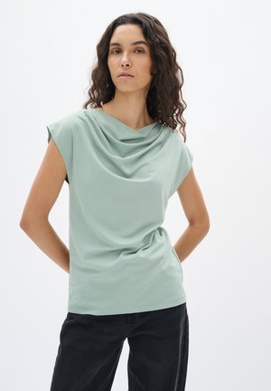 DeniseIW - Top - desert green