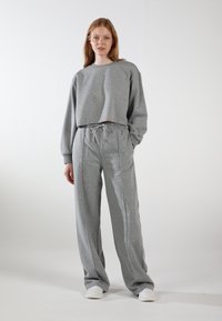 EOSELIO WIDE LEG PALAZZO E - Jogginghose - moon grey