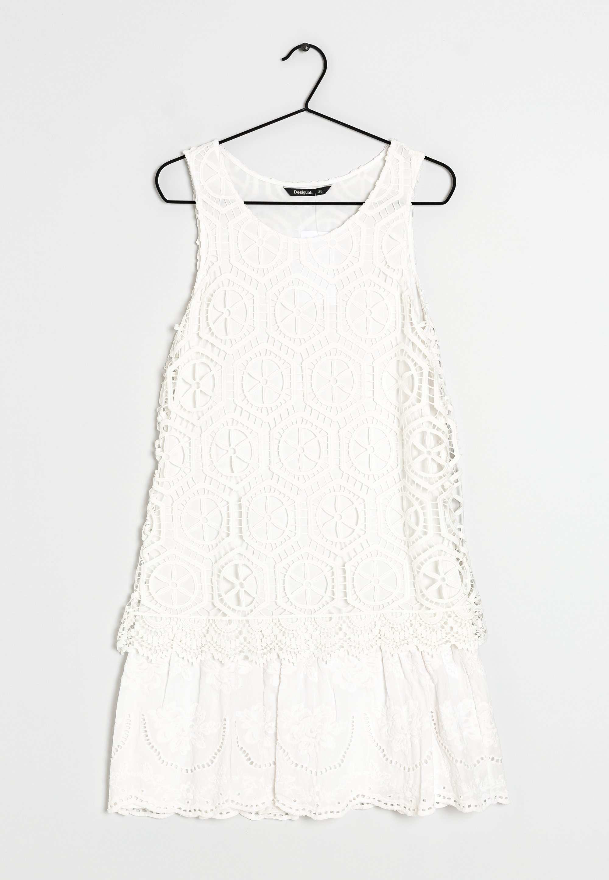 Desigual Day dress - white - (Pre-owned) - Zalando.ie Desigual Day dress - white - (Pre-owned) - Zalando.ie