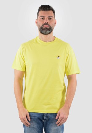 CAIUS DUCKER - T-shirt basic - giallo