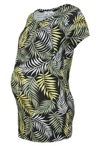 Těhotenský top vyrobený z elastického materiálu, s černým pozadím a zelenými a bílými tropickými listovými vzory, krátkými rukávy a kulatým výstřihem.