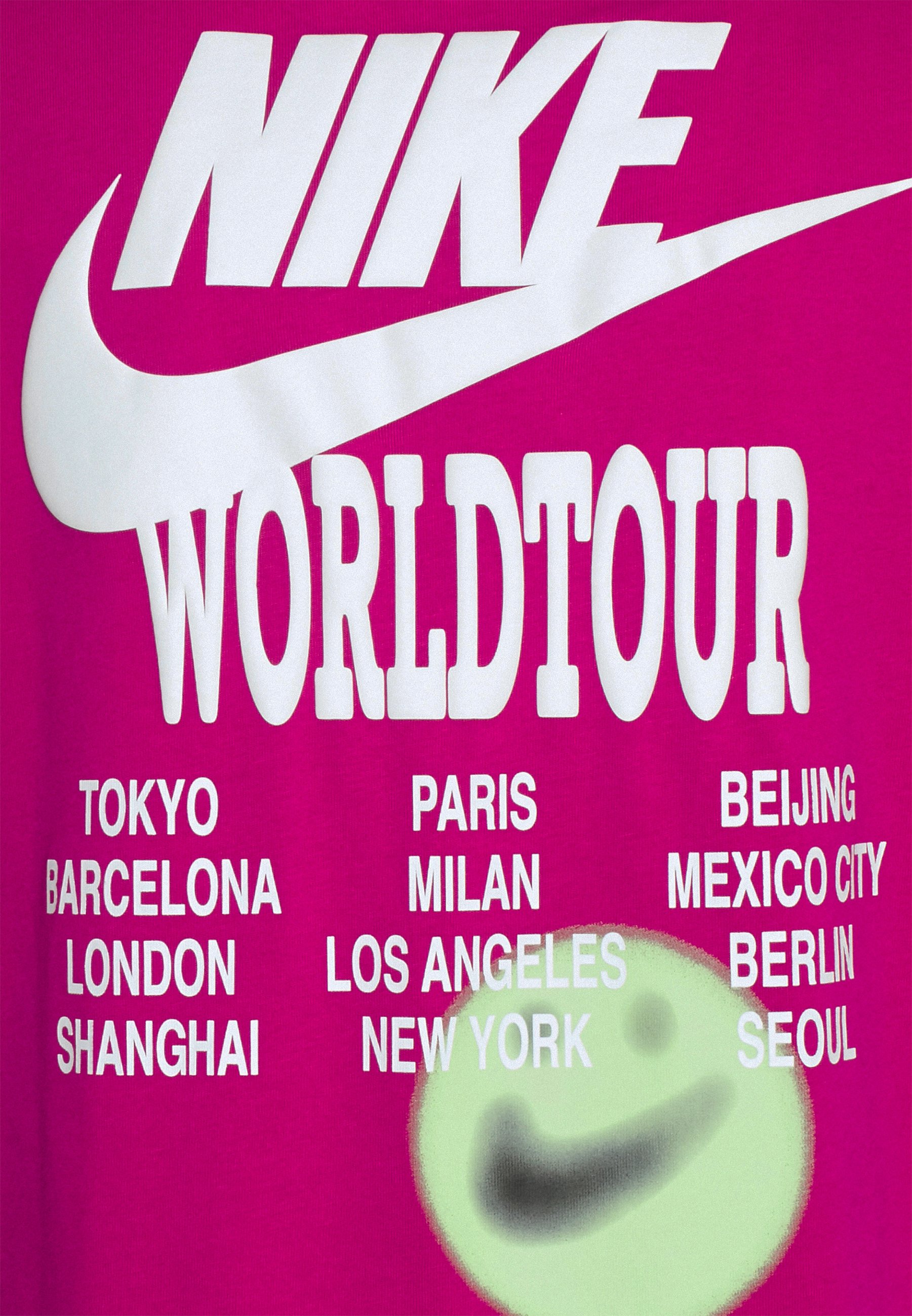 Nike Sportswear TEE WORLD TOUR - Print 
