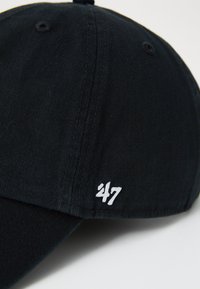 Thumbnail Image 4