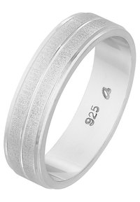 Silberring mit zwei horizontalen Rillen und einer strukturierten Oberfläche. Mit "925" gekennzeichnet, was auf Sterlingsilber hinweist. Glatte Innenseite.