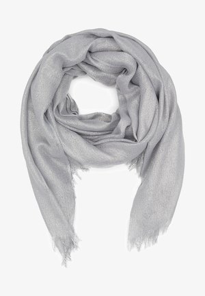 Sciarpa argento-grigia realizzata in materiale morbido e leggero. Presenta estremità frangianti e una leggera lucentezza, mostrando una texture liscia e delicata.