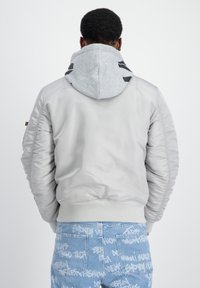 Alpha Industries MA-1 ZHP - Lagana jakna - pastel grey