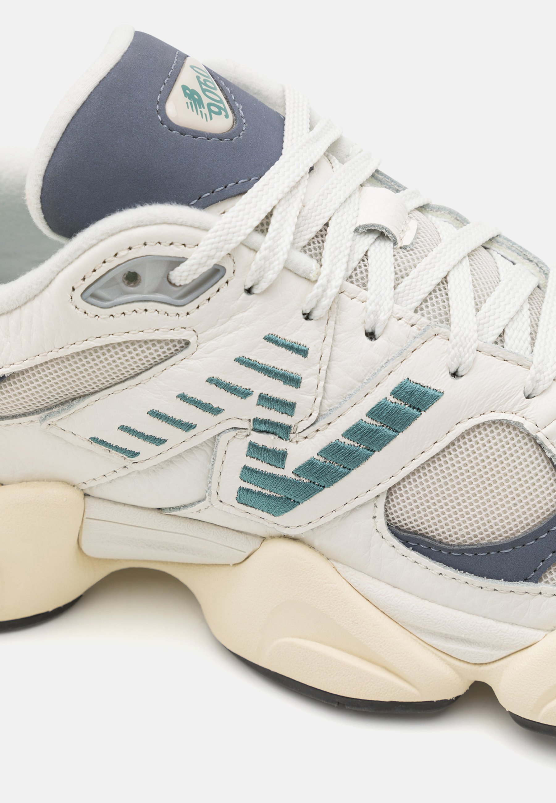 New Balance U9060 UNISEX - Trainers - offwhite/green/off