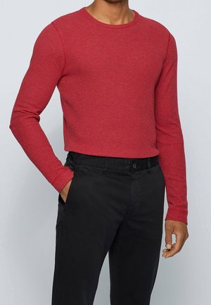 Pitkähihainen paita - red