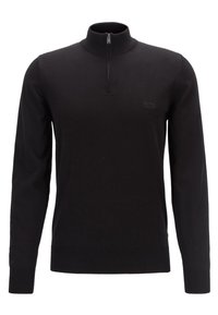 Černý svetr s dlouhým rukávem, krátkým zipem u límce a žebrovanými manžetami a lemem, který má na hrudi jemně embosované logo.