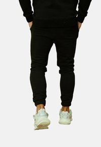 FRILIVIN SET - Survêtement - noir