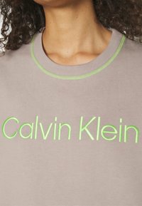 Calvin Klein Underwear SWEATSHIRT FUTURE SHIFT LW - Sweatshirt - beige