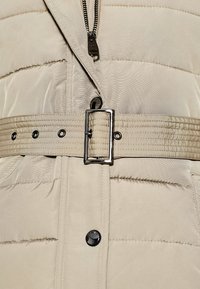 Esprit Vinterfrakke - beige