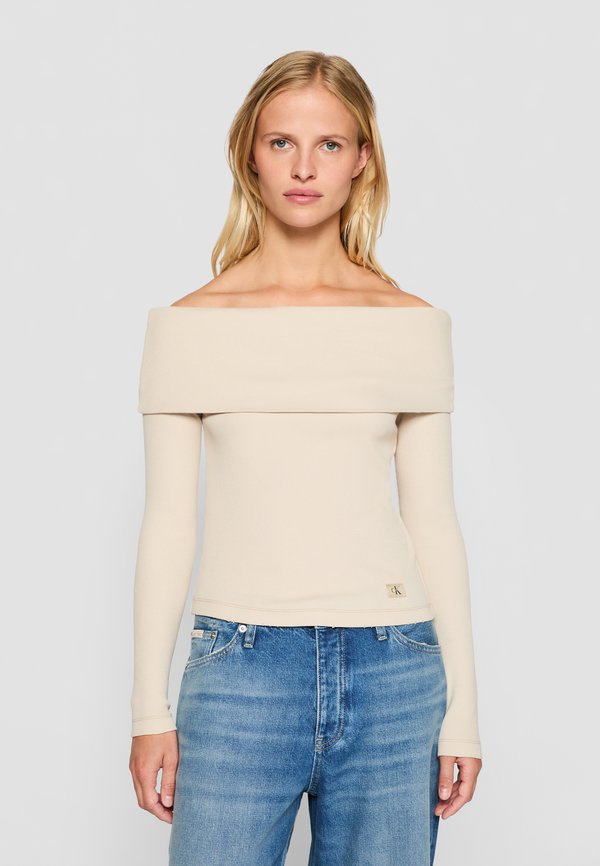 EXCLUSIVE OFF SHOULDER  - Long sleeved top - classic beige