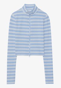 Kuttet zip-up jakke i lyseblå med hvite horisontale striper. Har en høy krage og ribbet tekstur langs stoffet.