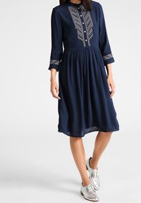 Noa Noa Vardagsklänning - dark blue