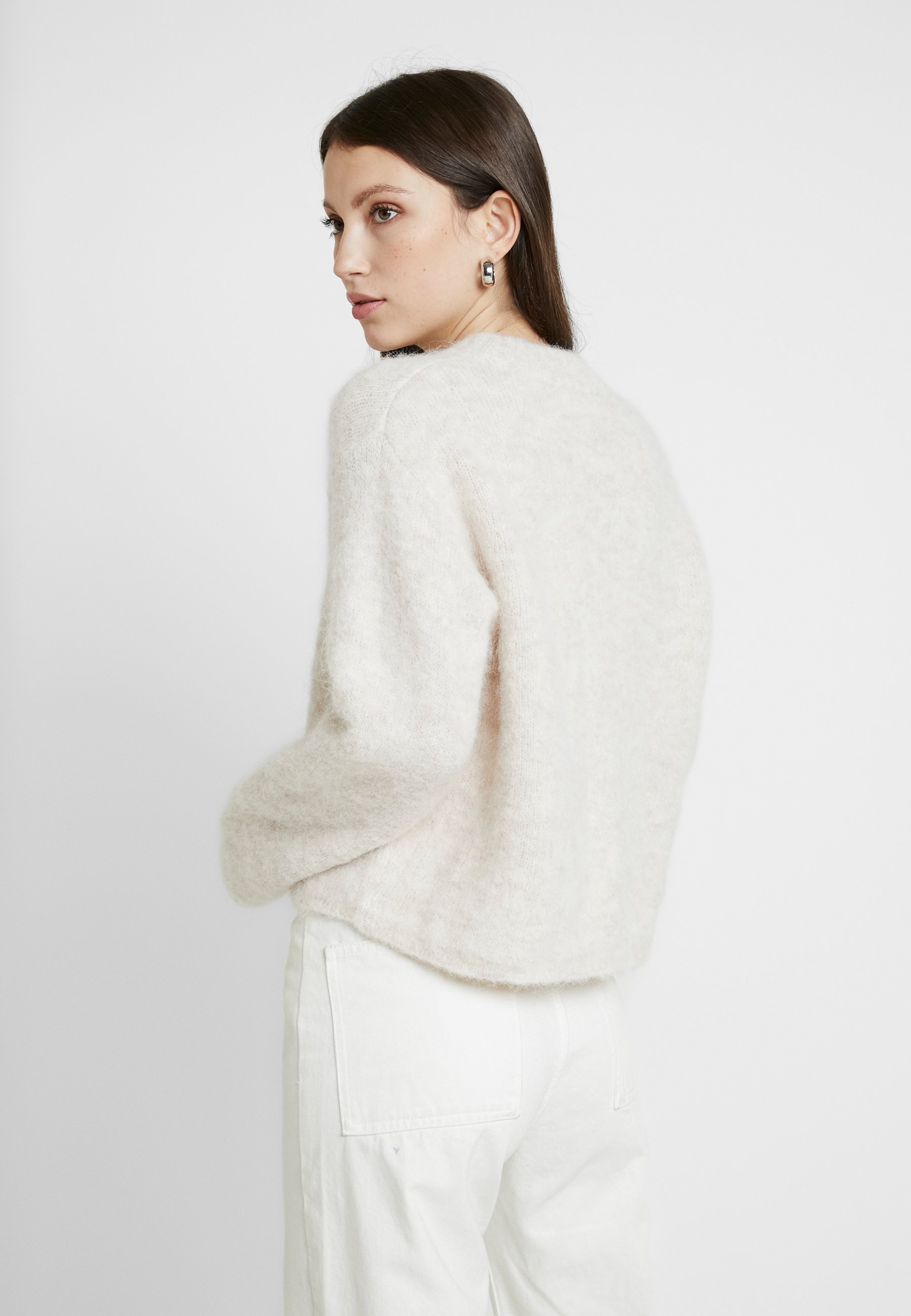 PAULINA Stickad tröja white melange PAULINA Stickad tröja white melange