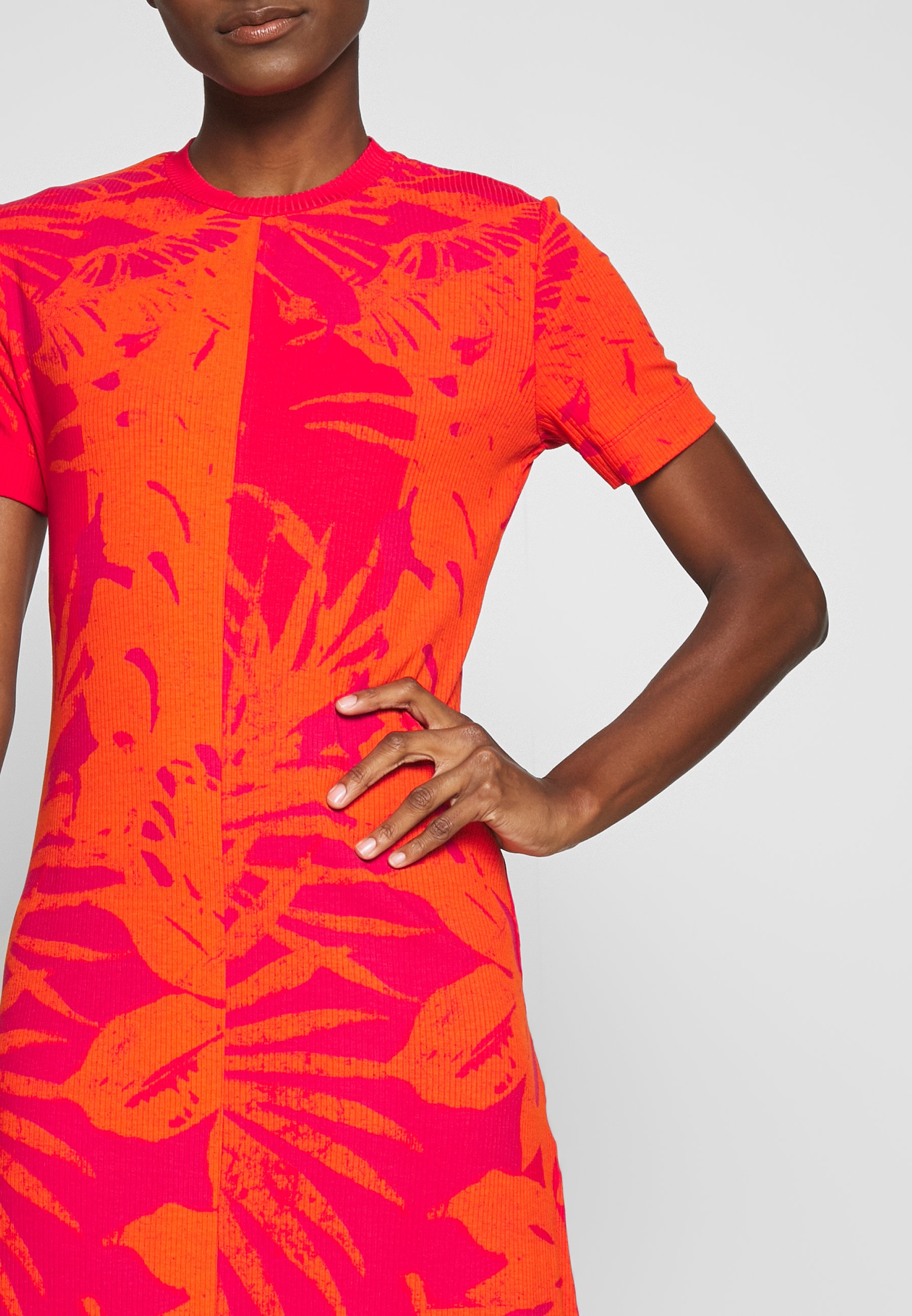Desigual Paradise Freizeitkleid Rojo Roja Rot Zalando De 