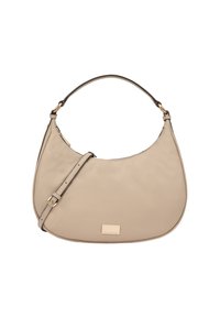 Beige leren schoudertas met een gebogen vorm, verstelbare schouderriem en hardware in goudkleur. Gladde textuur en minimale merkdetails.