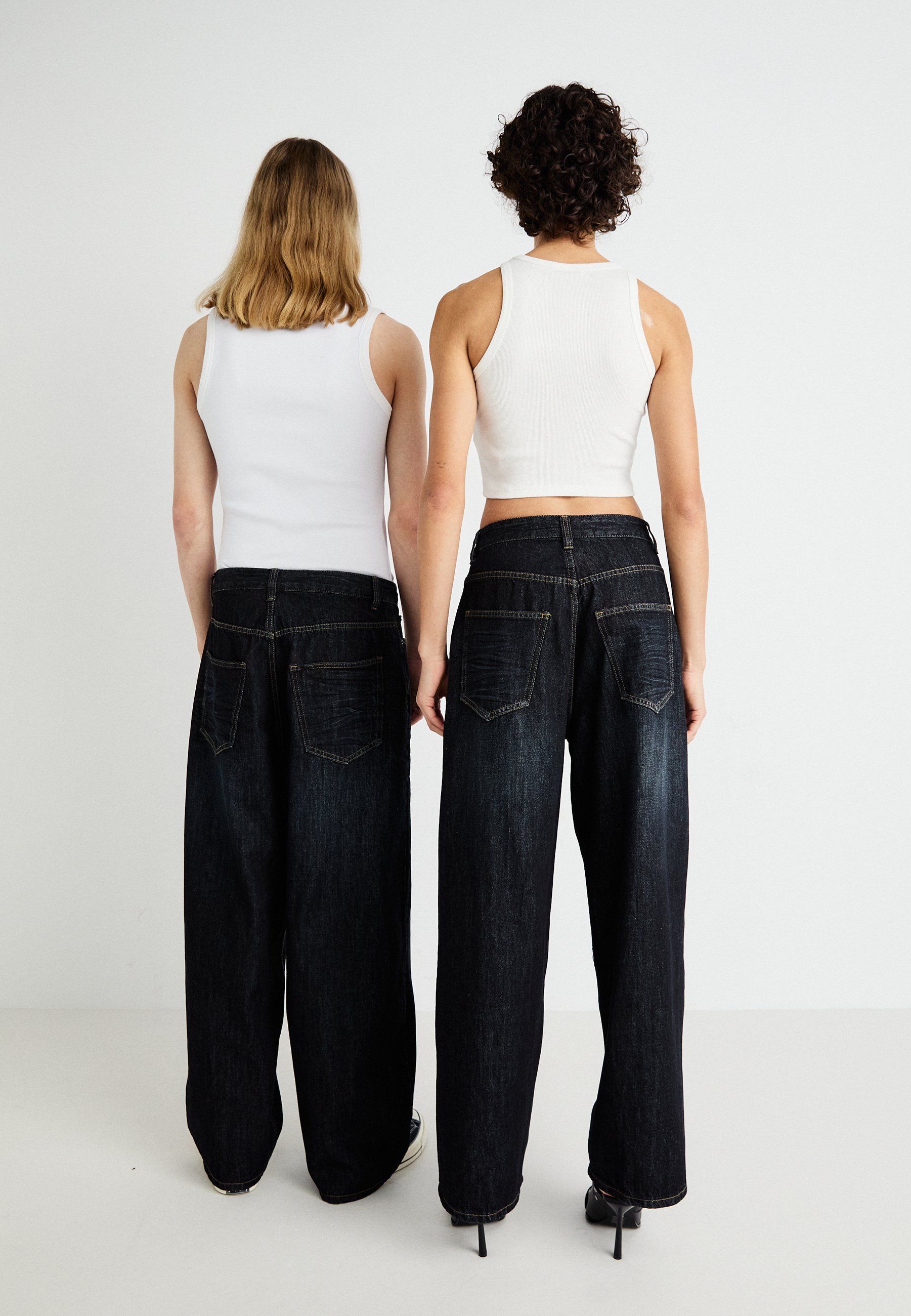 オンライン公式ストア Colossus Creased Indigo XL Jeans W25 【公式通販】