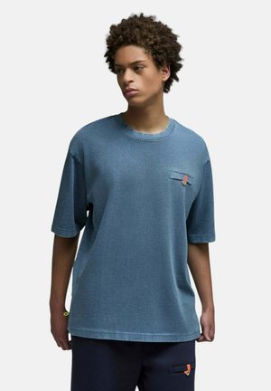 Saē, T-SHIRT SHIBA  BLUE (ACID WASHED) HOMME - T-shirt basique - bleu