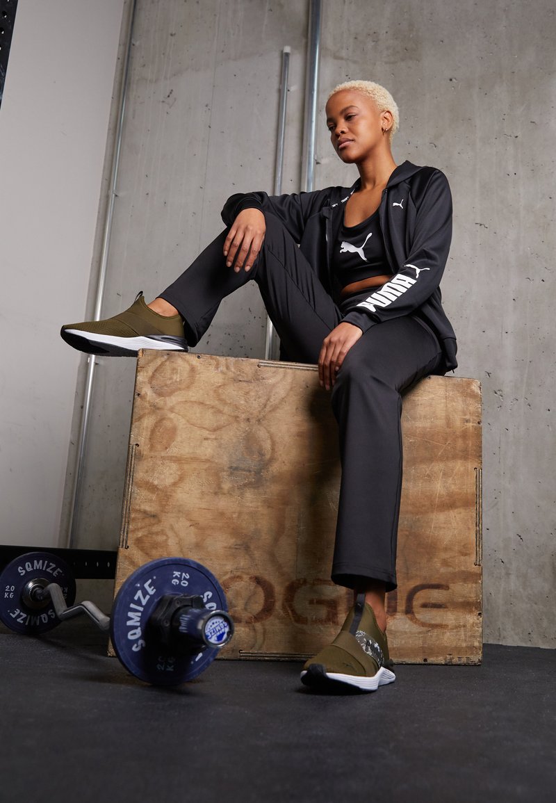 Puma Trainingsbroek zwart Puma Trainingsbroek zwart