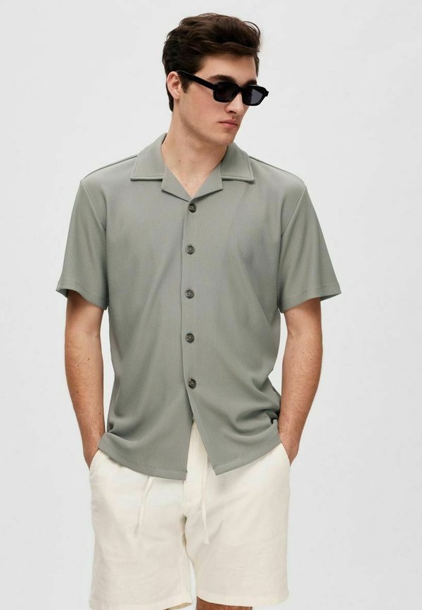 KURZARM - Shirt - vetiver