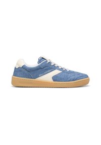 Zapatillas de lona vaquera con parte superior azul claro, acentos blancos y suela de goma beige. Incluyen cordones y detalles de costura. Marca Marc O'Polo visible.