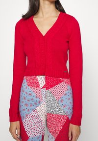 Hollister Co. Kardigan - red