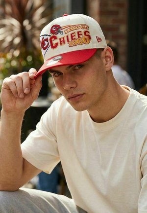 New Era, 9FIFTY AFRAME CLASSIC KANSAS CITY CHIEFS - Pet - beige