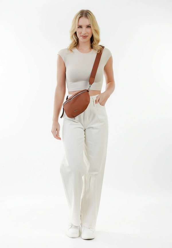 ALESSIA - Umhängetasche - cognac