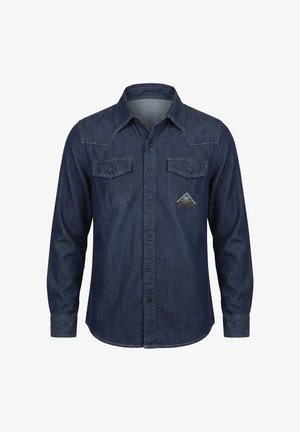 Camicia a maniche lunghe in denim blu scuro con chiusura anteriore a bottoni, due tasche sul petto con bottone e una piccola toppa con logo a forma di diamante sulla tasca sinistra.