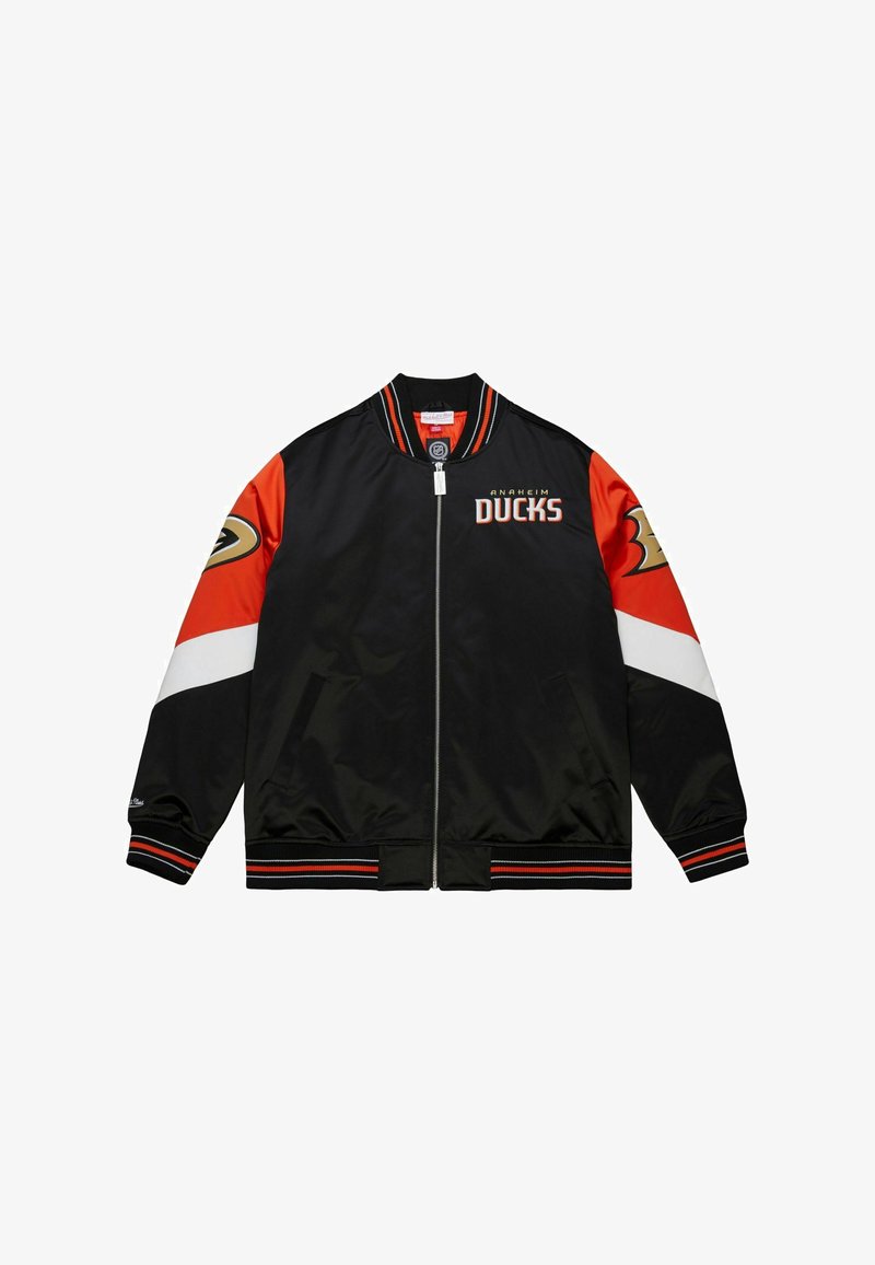 Schwarze Bomberjacke mit roten und weißen Ärmeln, "Anaheim Ducks"-Logo und gestreiften Akzenten an den Bündchen und dem Saum. Hergestellt aus glattem, glänzendem Stoff.