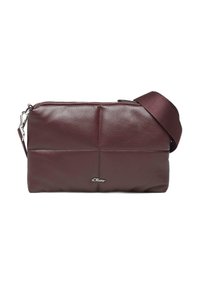 Burgunderfarbene Leder-Umhängetasche mit glatter Textur, ausgestattet mit einem Reißverschluss und einem breiten Stoffriemen. s.Oliver-Logo sichtbar.