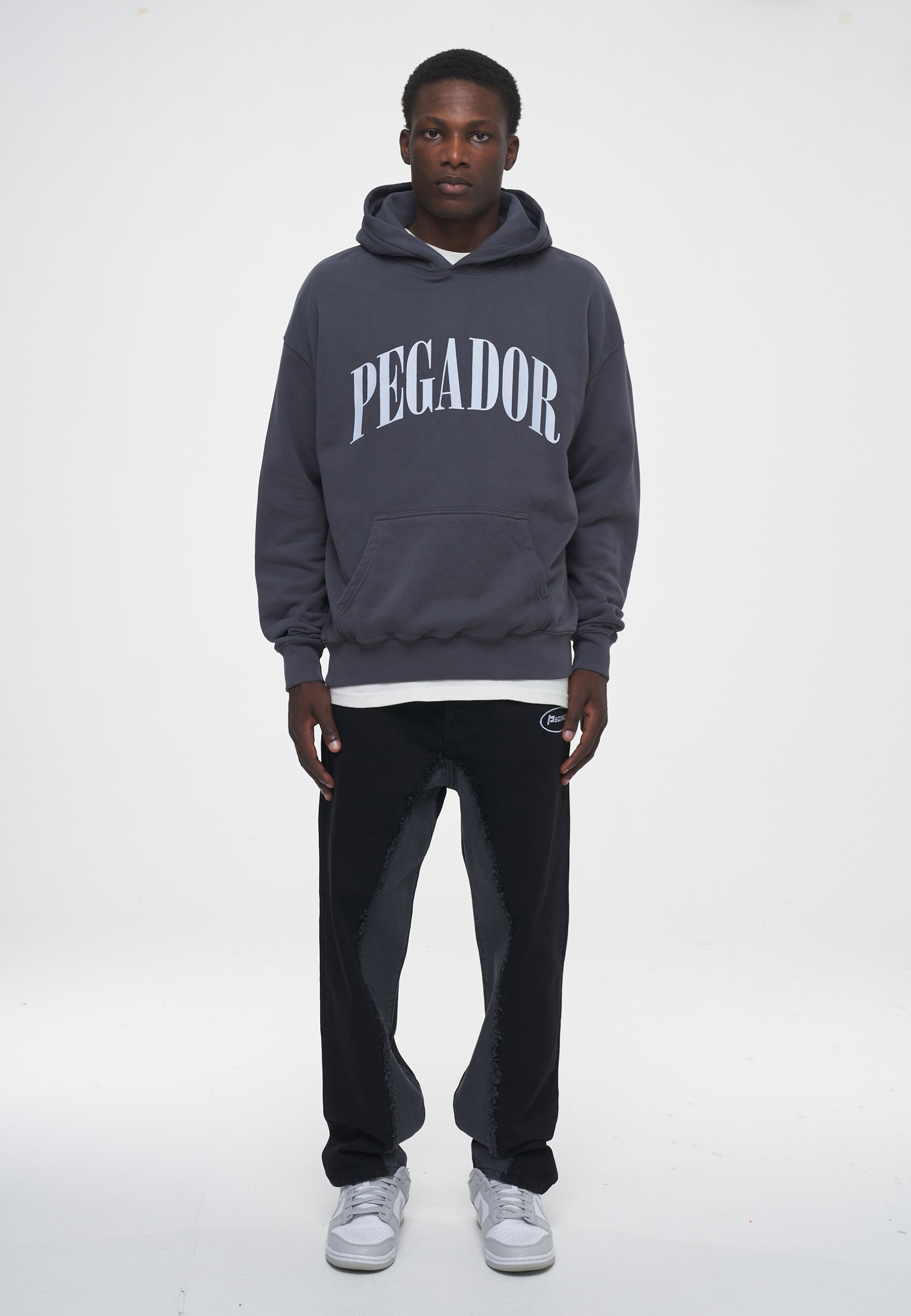 Pegador CALI OVERSIZED HOODIE UNISEX - Hoodie - washed graphit/sea  ice/donkergrijs - Zalando.nl