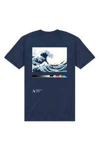 Tyrkysová bavlněná tričko s Hokusaiovým uměním vlny. Obsahuje grafiku barevné palety a logo "Ashmolean Museum Oxford".