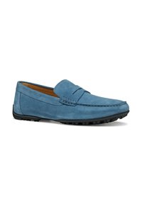 Niebieski zamszowy loafers z wyszywaną, w kształcie V, ozdobą na wierzchu, wyściełanym wnętrzem i teksturowaną, czarną gumową podeszwą.