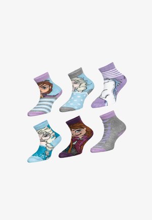 Zes kleurrijke enkelsokken voor kinderen met geanimeerde figuren en patronen in blauw, paars, grijs en wit tinten op een witte achtergrond.