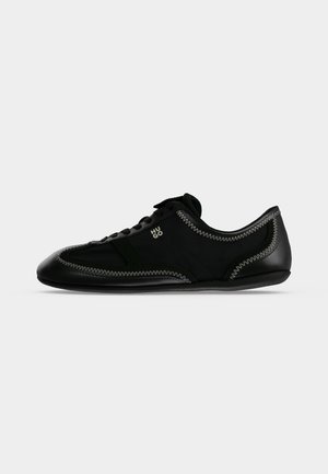 HUGO, MYSTIE - Baskets basses - black