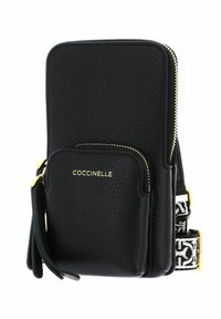 Borsa a tracolla nera in pelle con superficie testurizzata, accessori in oro e tracolla regolabile con un design a contrasto. Tasca con zip frontale inclusa.