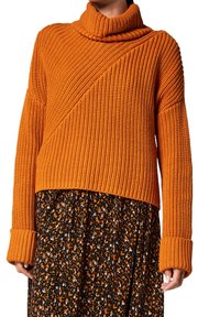 comma casual identity Trui - orange
