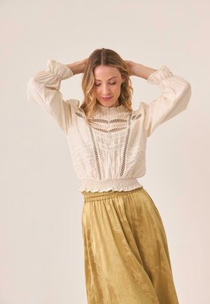 CALADOS CINTURA FRUNCIDA IVORY - Blusa - plateado