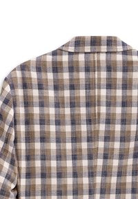 Karierte Hemd mit einem Muster in Braun, Beige und Marineblau, mit einem Kragen, strukturiertem Stoff und einer Naht in der Mitte des Rückens.
