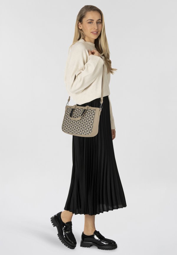 MERIA 30 CM - Handtasche