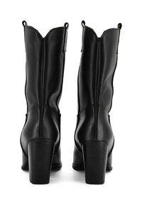 Stivali neri in pelle, alla caviglia, con tacco a blocco alto, caratterizzati da un colletto a V e dettagli con linguetta per una facile calzata. Texture liscia.