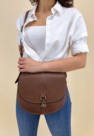 WIEBKE - Across body bag - brown