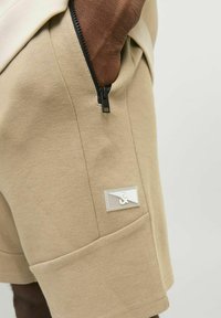 Jack & Jones STAIR  - Jogginghose - crockery