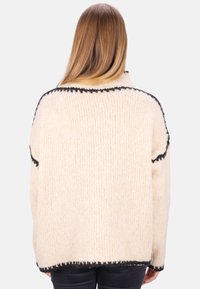 Seasons of April JOLIE - Strickpullover - creme