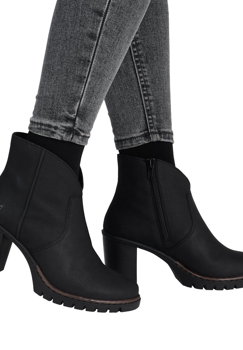 Rieker Bottines à plateau - schwarz