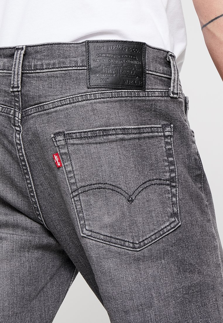 Levi's® 502™ REGULAR TAPER - Straight 